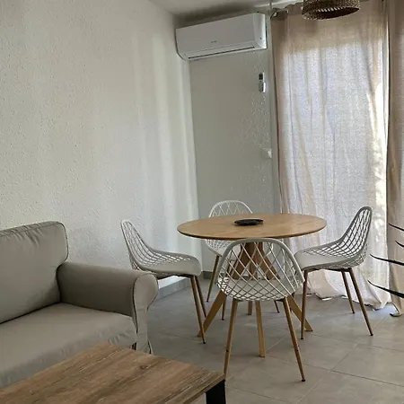 Sejour Ideal A Santa Giulia ! Mini-villa A 100m De La Plage *
